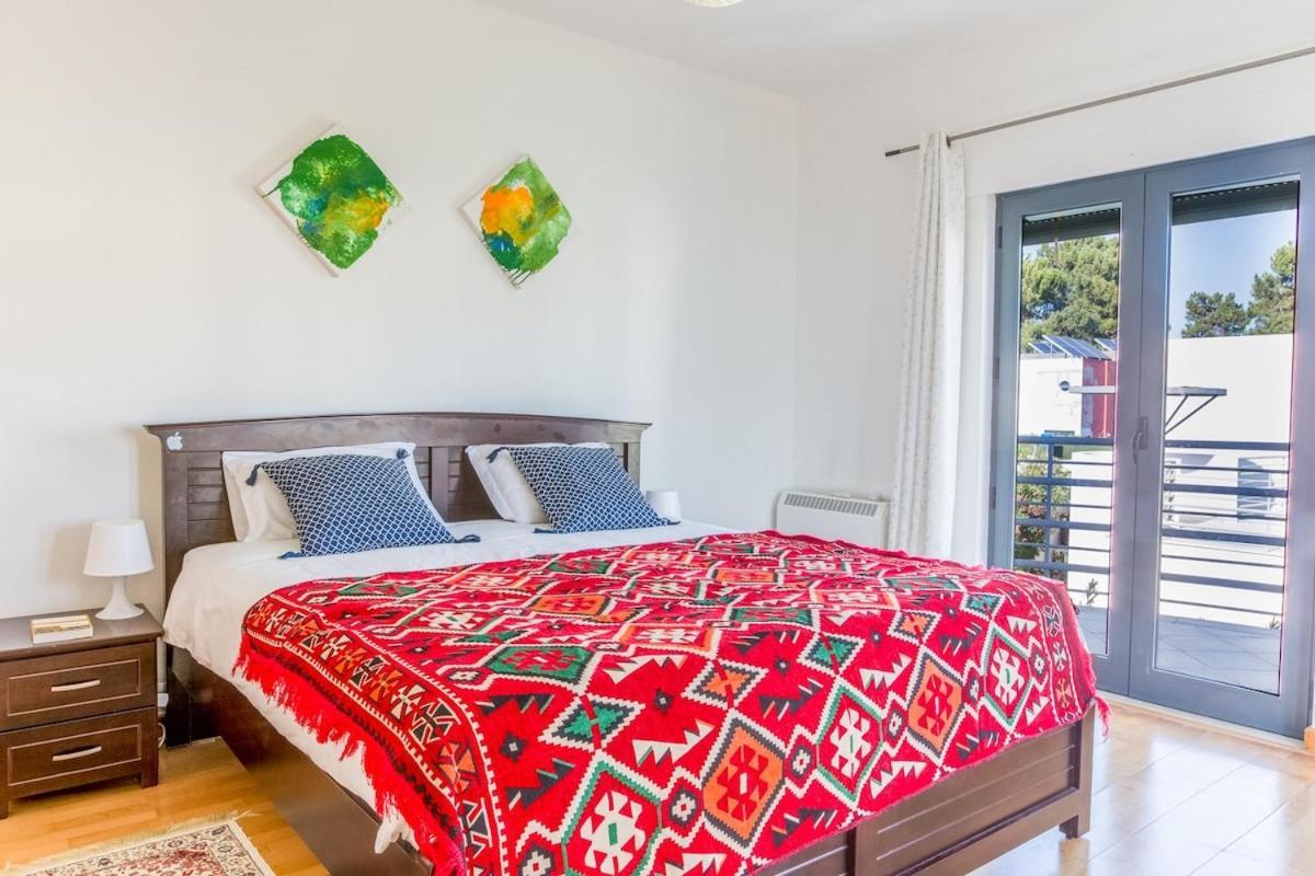 3 Bedroom Villa With Private Pool In Палмела Экстерьер фото